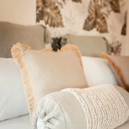 Tinajas Chic 펜션 *